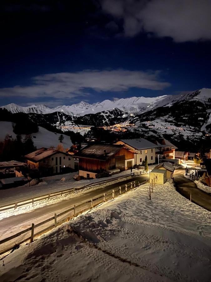 Appartement Schneekristall Fendels Buitenkant foto