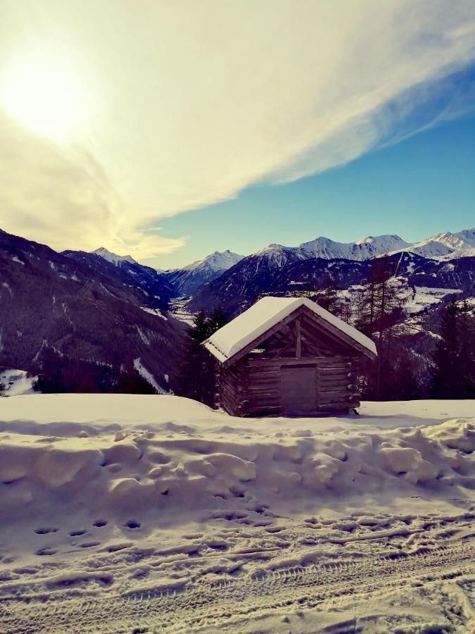 Appartement Schneekristall Fendels Buitenkant foto