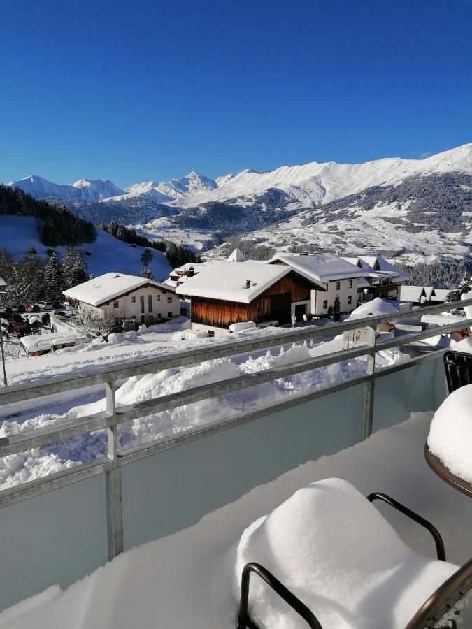 Appartement Schneekristall Fendels Buitenkant foto